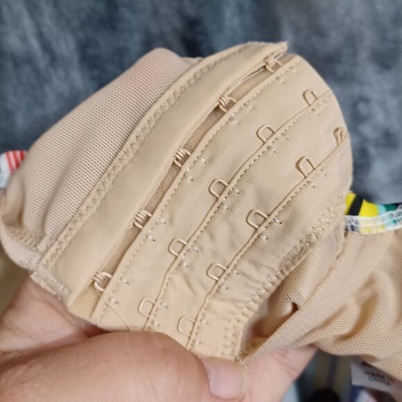 Cacique Swim Lightly Lined Balconette Stripped and Black 46 DDD - Picture 4 of 8